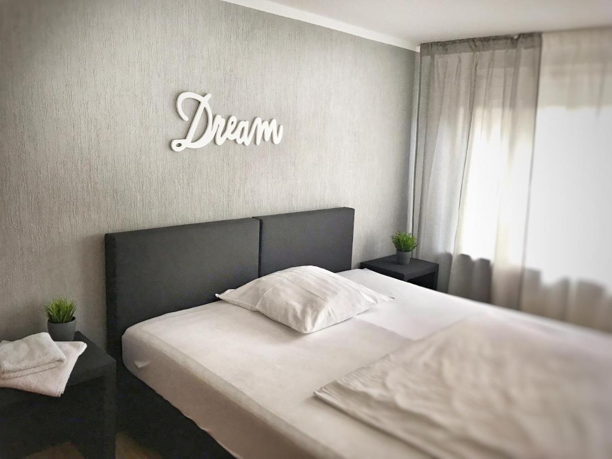 Zur Eiche Hotell Overath Exteriör bild